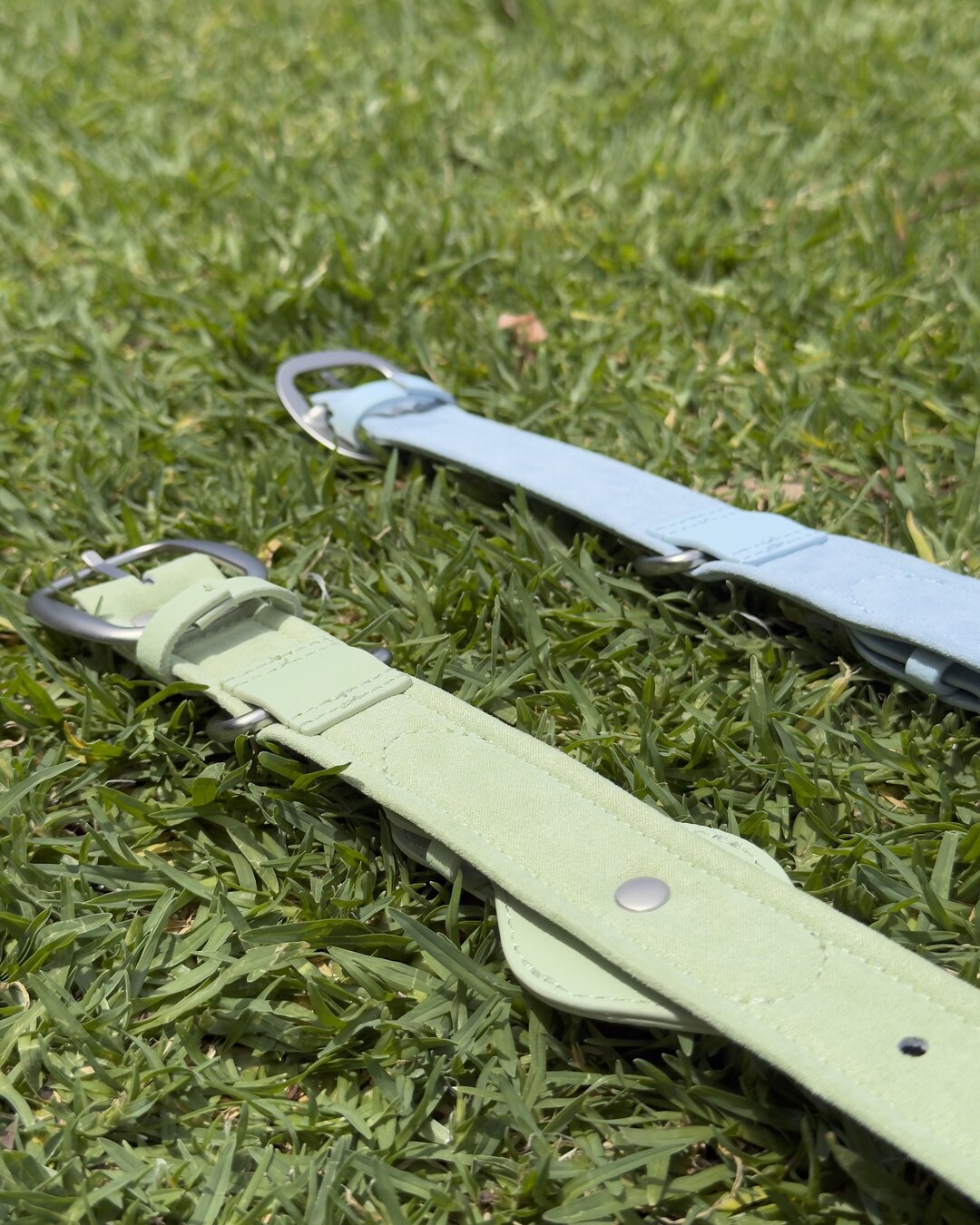 Soft suede-lined interior of waterproof AirTag dog collar, breathable and gentle on dog’s neck.