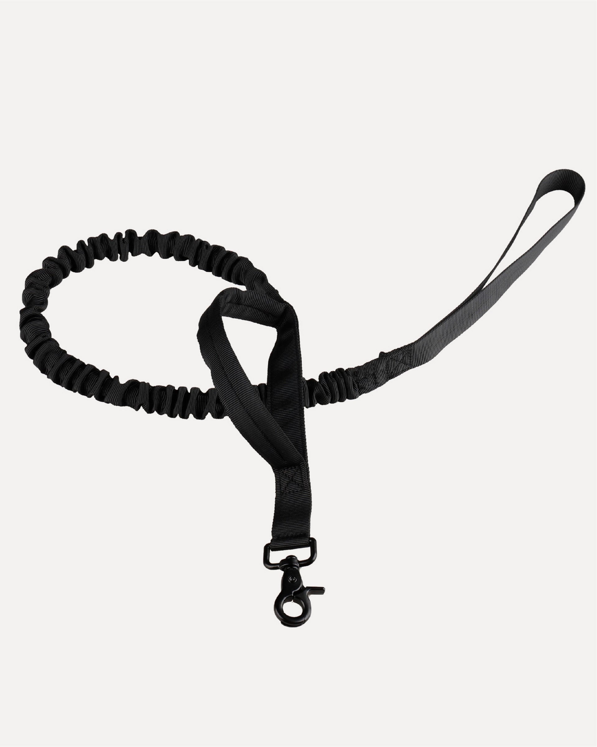 Overview of a tactical no-pull dog leash in black.