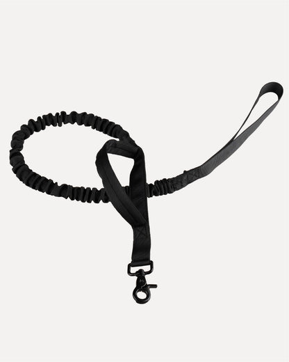 Overview of a tactical no-pull dog leash in black.