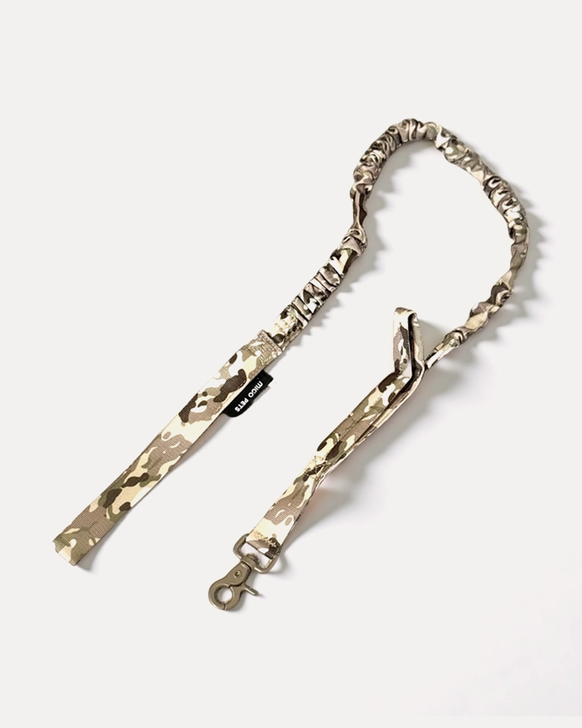 Overview of tactical no-pull dog leash in camouflage pattern.